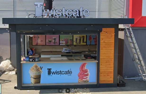 După ce a intrat în faliment, Twistcafe a dispărut din Constanța, iar acum își vinde și containerele