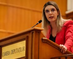 Scandal pe „Radarul Balastierelor”. Diana Buzoianu susține că mafia balastierelor este protejată de PSD Scandal pe „Radarul Balastierelor”. Diana Buzoianu susține că mafia balastierelor este protejată de PSD