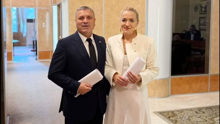 Scut impotriva creditelor-fantoma. Cum vor fi protejati romanii executati silit dupa ce li s-a furat identitatea Scut impotriva creditelor-fantoma. Cum vor fi protejati romanii executati silit dupa ce li s-a furat identitatea