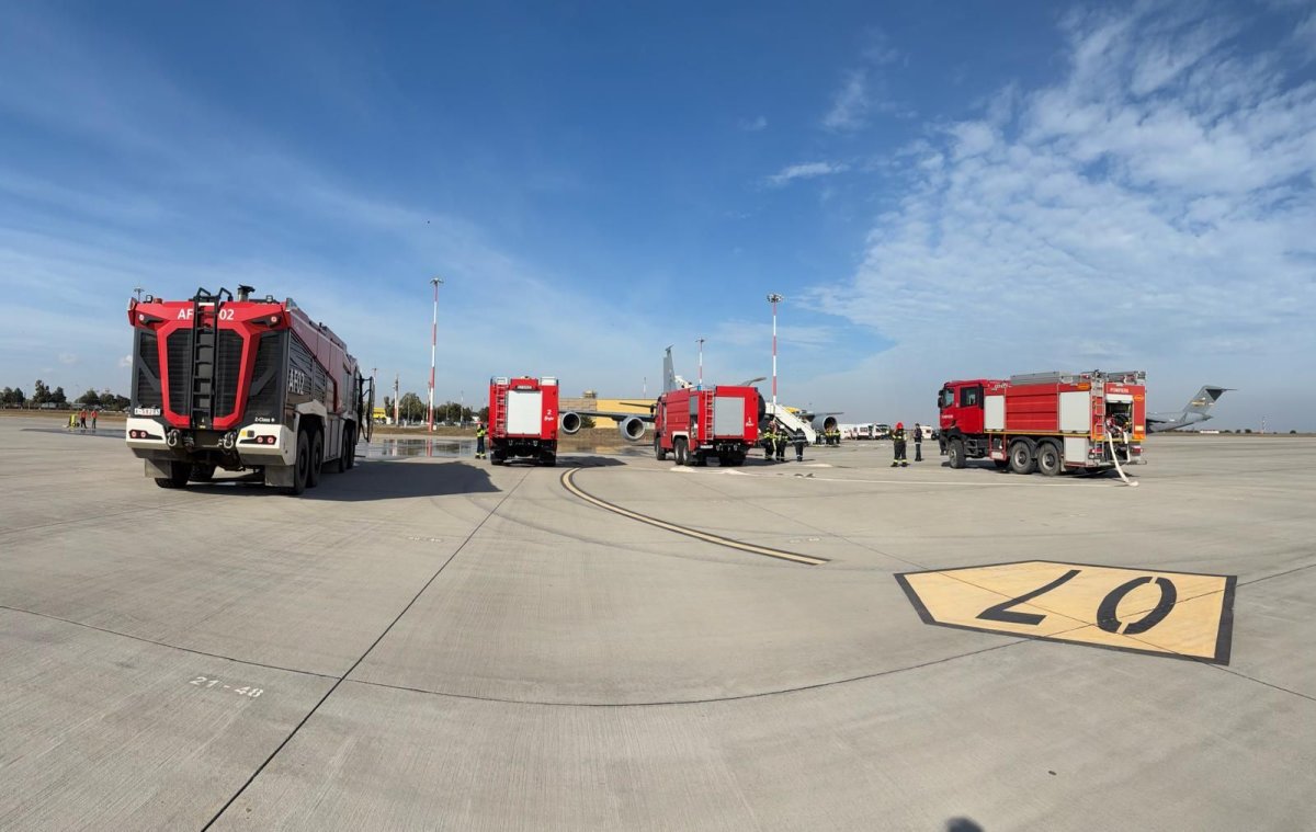 Exercitiu tactic pentru verificarea Planului de Urgenta, la Aeroportul International „Mihail Kogalniceanu” din Constanta Exercitiu tactic pentru verificarea Planului de Urgenta, la Aeroportul International „Mihail Kogalniceanu” din Constanta