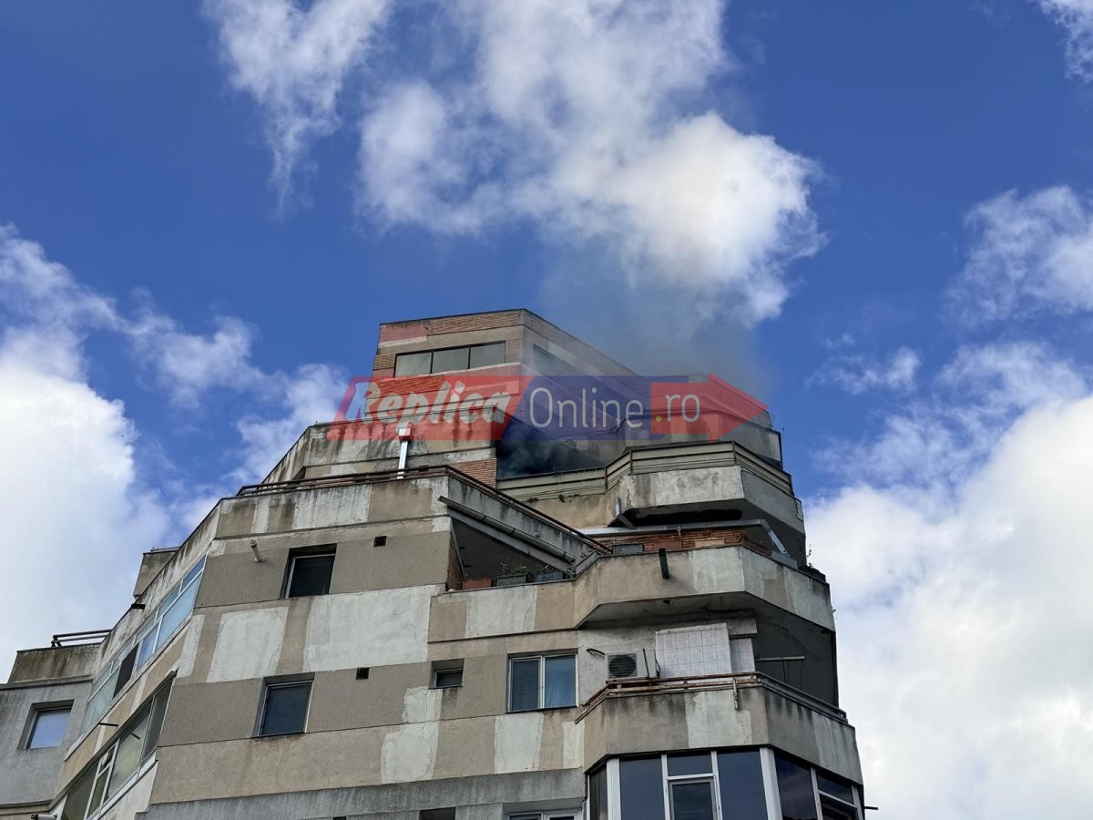 Mobilizare a pompierilor pe Bulevardul Tomis: un incendiu a izbucnit la un apartament, in apropiere de Liceul &bdquo;Tomis&rdquo;. Video