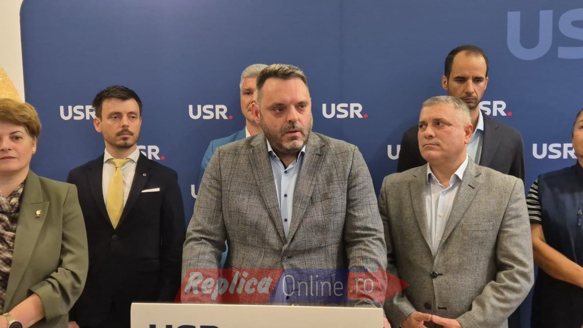 Reactia USR Constanta dupa investirea noului Guvern: Bilant si critici la adresa PSD. Video Reactia USR Constanta dupa investirea noului Guvern: Bilant si critici la adresa PSD. Video