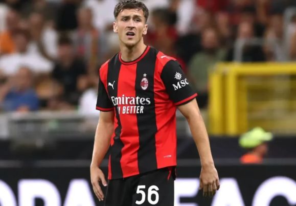 Fotbalistul Alexis Saelemaekers a suferit o accidentare grava la glezna si ar putea reveni abia in 2027 Fotbalistul Alexis Saelemaekers a suferit o accidentare grava la glezna si ar putea reveni abia in 2027