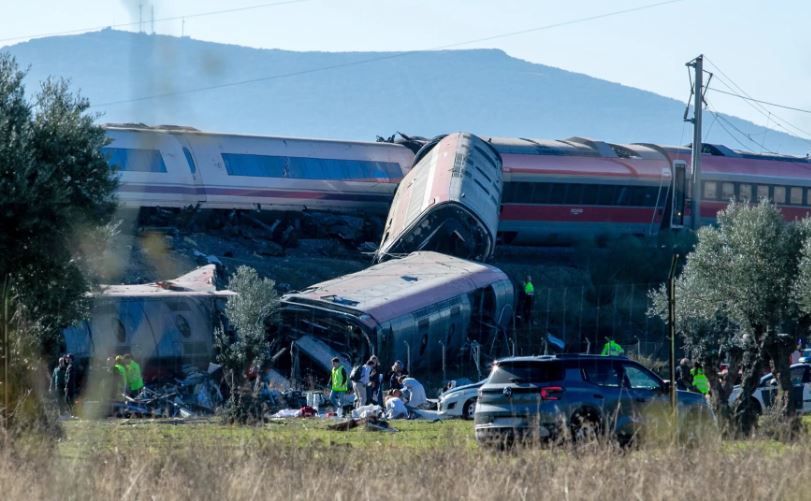 Catastrofa feroviara in Spania, dupa ciocnirea a doua trenuri de mare viteza. Sunt zeci de morti si sute de raniti. Video