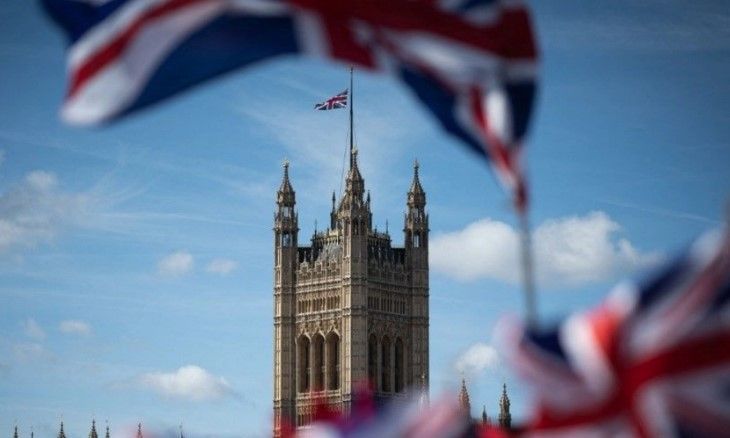 Desi muncesc cot la cot cu britanicii, romanii sunt cei mai nedoriti migranti din Marea Britanie Desi muncesc cot la cot cu britanicii, romanii sunt cei mai nedoriti migranti din Marea Britanie