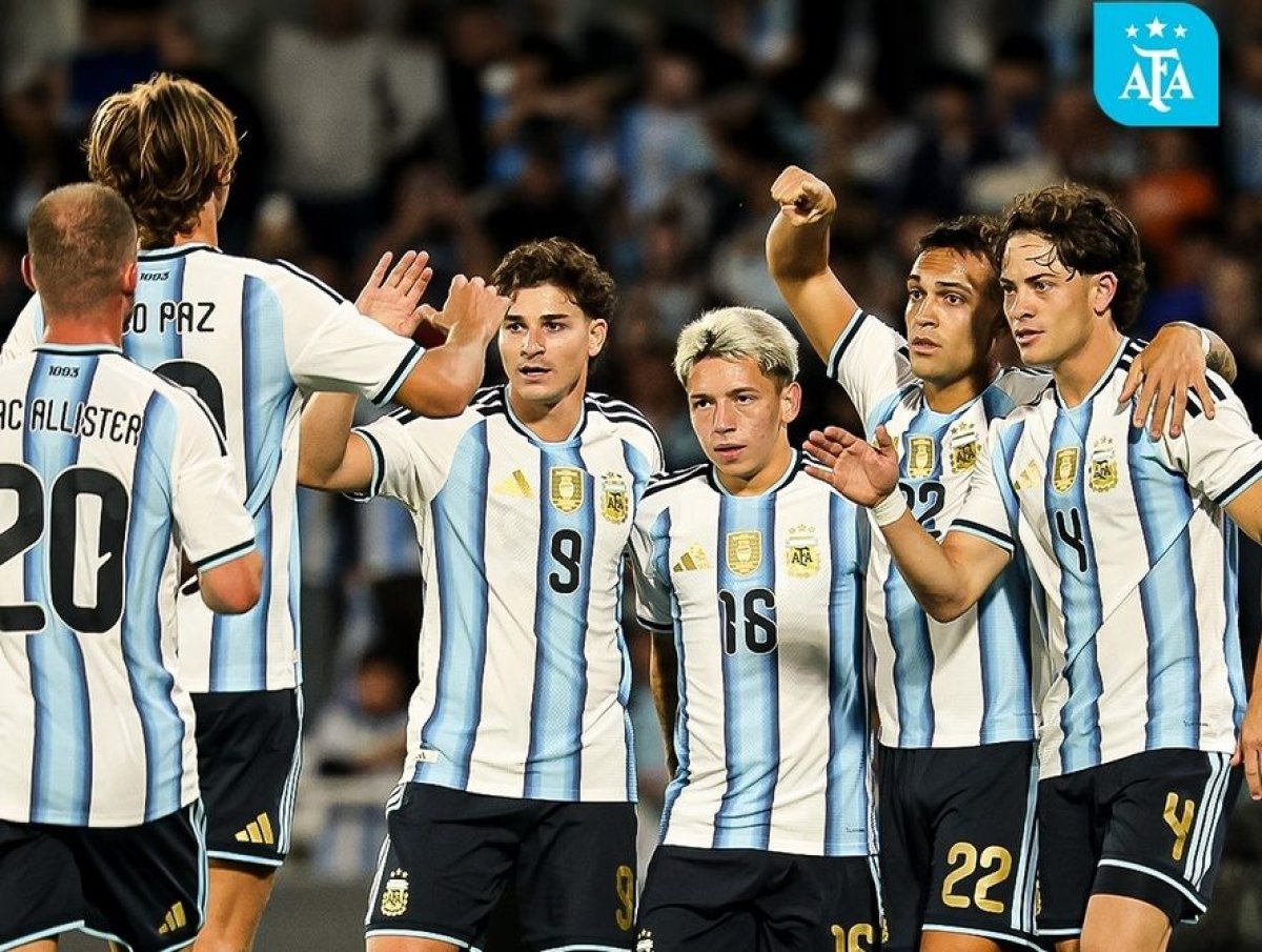 La primul sau meci fara Messi, Argentina a zdrobit Bolivia intr-un amical La primul sau meci fara Messi, Argentina a zdrobit Bolivia intr-un amical
