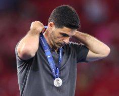 Cu un salariu de 29,5 milioane de euro pe an, Mikel Arteta devine cel mai bine plătit antrenor din Premier League Cu un salariu de 29,5 milioane de euro pe an, Mikel Arteta devine cel mai bine plătit antrenor din Premier League