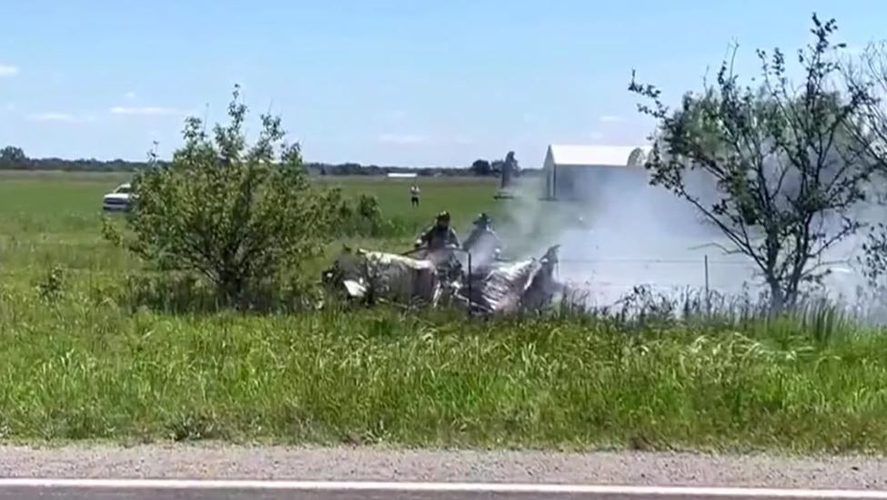 Un avion de antrenament al armatei pakistaneze s-a prabusit. Ambii piloti au murit