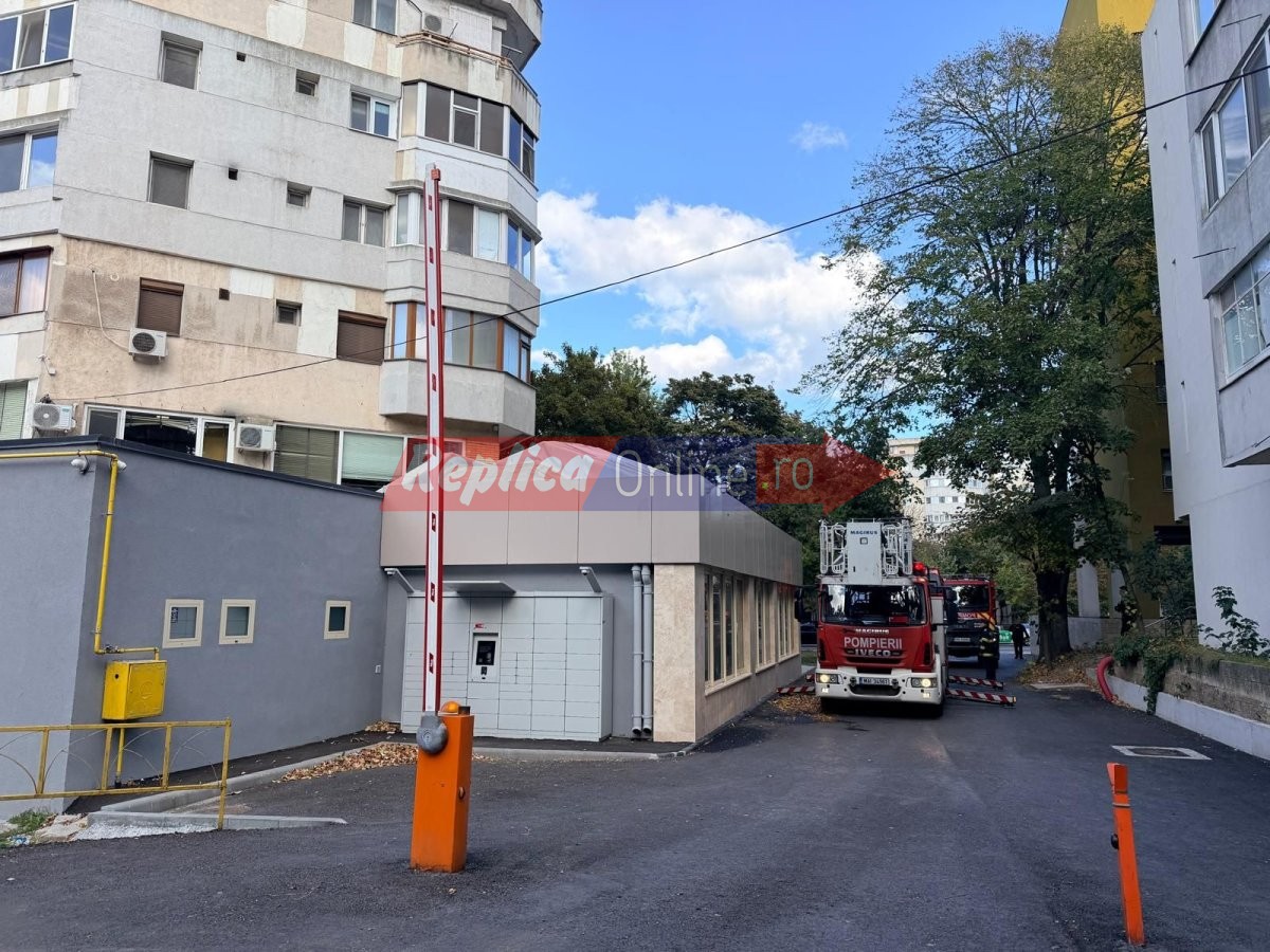 Interventia nu asteapta dupa telecomanda! Cum a incurcat o bariera accesul pompierilor pentru stingerea unui incendiu la un bloc din Constanta. Video Interventia nu asteapta dupa telecomanda! Cum a incurcat o bariera accesul pompierilor pentru stingerea unui incendiu la un bloc din Constanta. Video