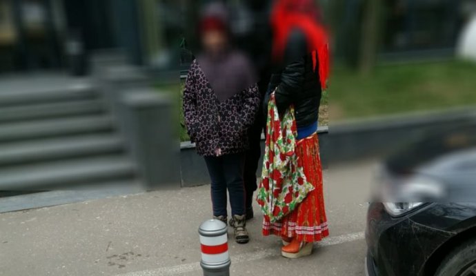 Polițiștii locali atrag atenția! Cum ne înșală cerșetorii din mall-urile constănțene