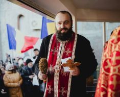 Moaștele deranjează, Halloween-ul nu? Mesajul unui preot din Constanța despre democrație și libertate Moaștele deranjează, Halloween-ul nu? Mesajul unui preot din Constanța despre democrație și libertate