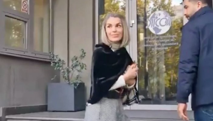 Cristela Georgescu, acuzații la ieșirea de la DIICOT: „Am fost supuși unor intervenții brutale, inacceptabile”