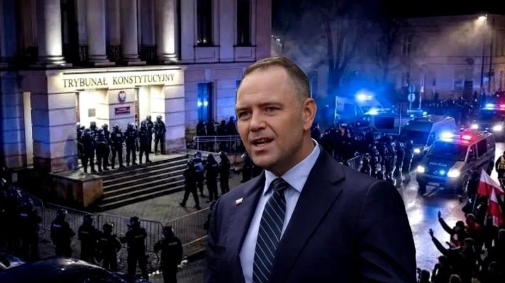 Criză majoră în Polonia. Protestele se intensifică pentru a doua seară la rând. Președintele acuză o „preluare cu forța” a Curții Constituționale
