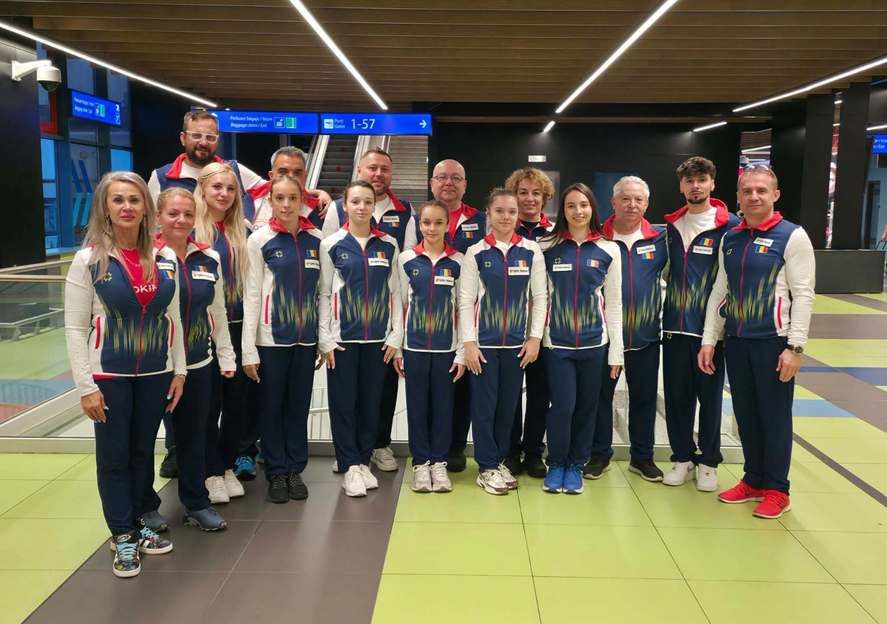 Sabrina Maneca Voinea, Ariana Cotu, Alexia Blanaru, Daria Tanasa, Iris Iordache si Anamaria Mihaescu, in delegatia Romaniei pentru CM de gimnastica Sabrina Maneca Voinea, Ariana Cotu, Alexia Blanaru, Daria Tanasa, Iris Iordache si Anamaria Mihaescu, in delegatia Romaniei pentru CM de gimnastica