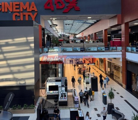 Magazine închise și clienți evacuați din zona de food court din City Mall! Vezi de ce