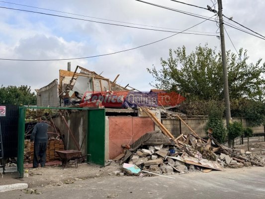 Explozie provocată de o acumulare de gaze pe strada Fântânele din Constanța: un bărbat a ajuns la spital. Video