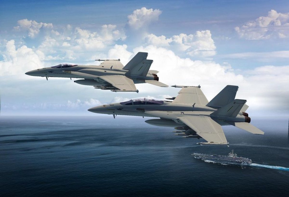 Explozie si incendiu, la bordul unei nave, langa Sulina. Doua aeronave F-18 au fost ridicate de la sol Explozie si incendiu, la bordul unei nave, langa Sulina. Doua aeronave F-18 au fost ridicate de la sol