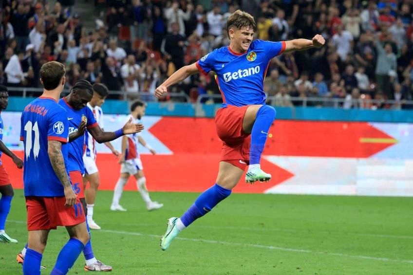 Reghecampf 3.0, start cu emotii. FCSB s-a chinuit serios cu Otelul, care a jucat aproape o repriza in 10 jucatori Reghecampf 3.0, start cu emotii. FCSB s-a chinuit serios cu Otelul, care a jucat aproape o repriza in 10 jucatori