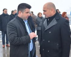 Contracte ilegale de 440 de milioane de lei negociate în secret. Raport dezastruos la SAPE, companie condusă de un apropiat al lui Ilie Bolojan Contracte ilegale de 440 de milioane de lei negociate în secret. Raport dezastruos la SAPE, companie condusă de un apropiat al lui Ilie Bolojan