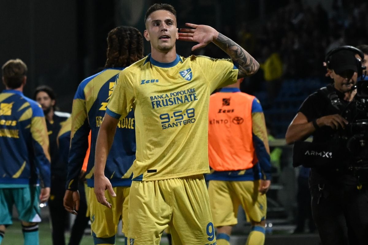 Serie A: Cu Birligea intrat pe final, Frosinone invinge pe Sassuolo, scor 4-2, si ramane sus in clasament Serie A: Cu Birligea intrat pe final, Frosinone invinge pe Sassuolo, scor 4-2, si ramane sus in clasament