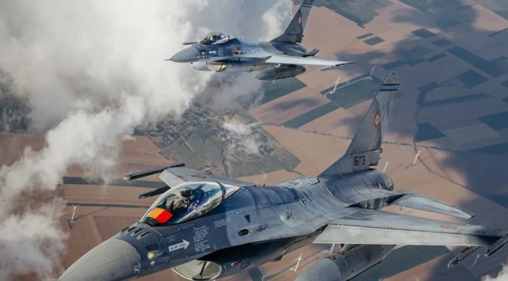 Alertă! Două drone au fost doborâte de avioanele F-16 ale României deasupra Mării Negre