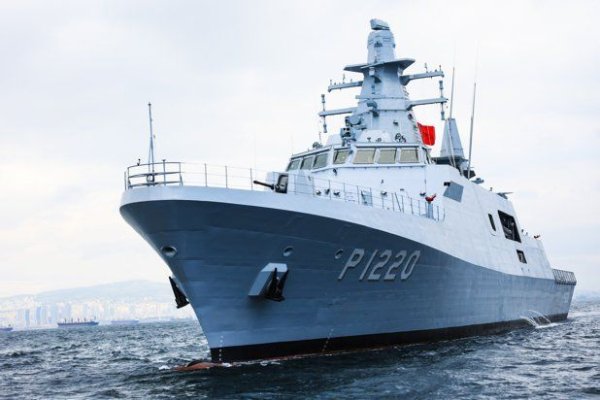 Bătălie acerbă! Cum împarte MApN contractul de 100 de milioane de lei pentru reparația Fregatelelor din Portul Constanța și Corvetelelor din Mangalia