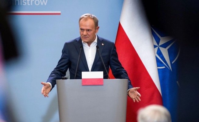  Situația dă în clocot în Polonia: Donald Tusk îl numește pe șeful statului, Karol Nawrocki, ”un bătăuș agresiv” 