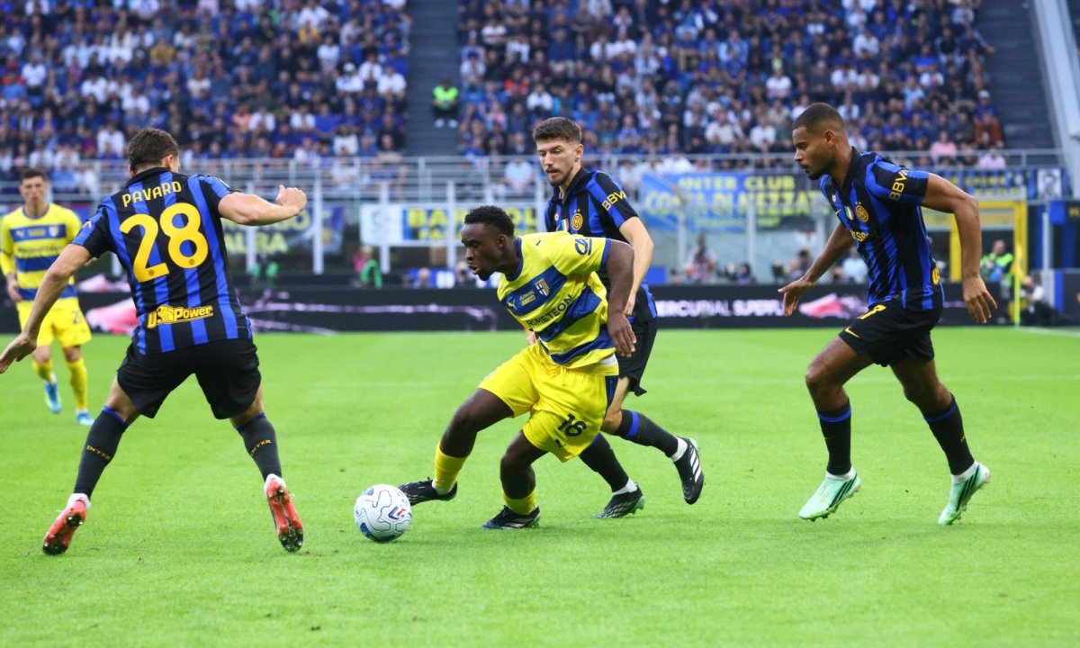 Serie A: Inter Milano revine in postura de lider dupa 3-0 cu Parma Serie A: Inter Milano revine in postura de lider dupa 3-0 cu Parma
