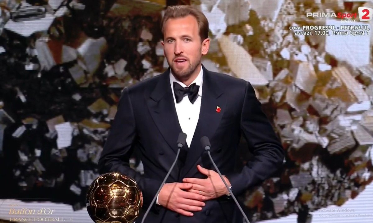 Harry Kane a castigat Balonul de Aur si trofeul de cel mai bun golgheter al sezonului Harry Kane a castigat Balonul de Aur si trofeul de cel mai bun golgheter al sezonului