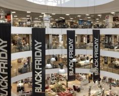 Capcanele Black Friday 2026. Cum manipulează magazinele prețurile și cum poți să te aperi de intoxicări Capcanele Black Friday 2026. Cum manipulează magazinele prețurile și cum poți să te aperi de intoxicări