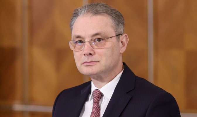 Nicușor Dan l-a desemnat pe Luca Niculescu candidat la funcţia de prim-ministru