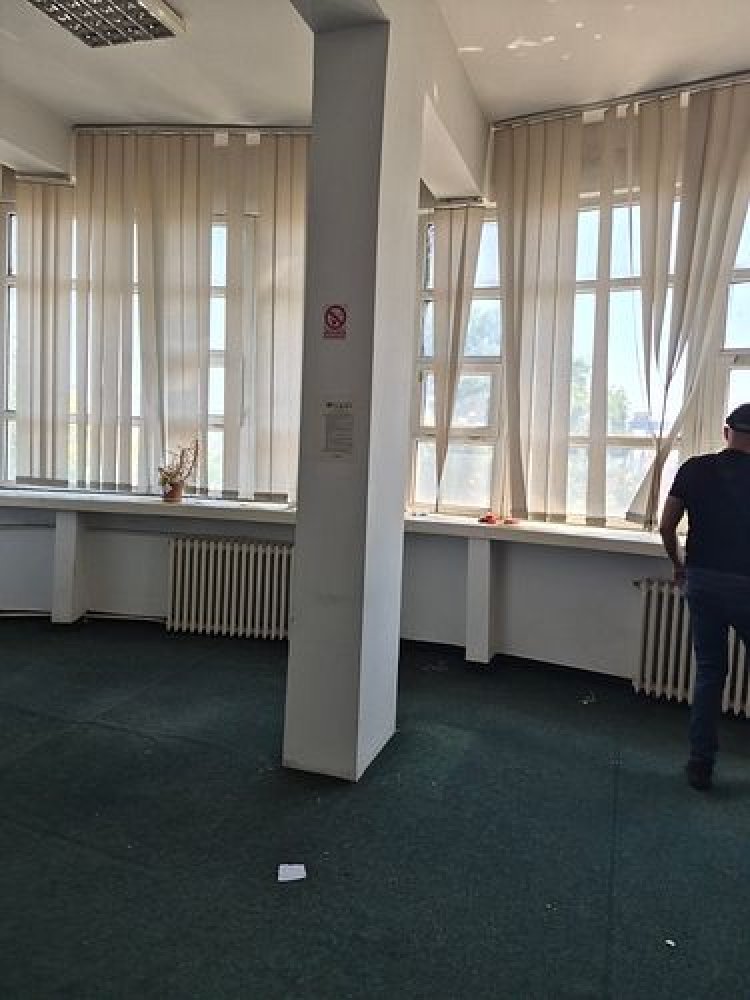 Dezastru pe sine! CFR Marfa in colaps, angajatii lasati fara salarii, iar ANAF scoate la licitatie sediul „Dramex“ din Constanta! Dezastru pe sine! CFR Marfa in colaps, angajatii lasati fara salarii, iar ANAF scoate la licitatie sediul „Dramex“ din Constanta!