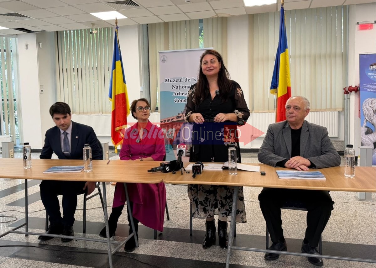 Eveniment cultural de marca la Piata Ovidiu: A fost lansat volumul ilustrat „Istoria navelor Marinei Militare Romane”. Video Eveniment cultural de marca la Piata Ovidiu: A fost lansat volumul ilustrat „Istoria navelor Marinei Militare Romane”. Video