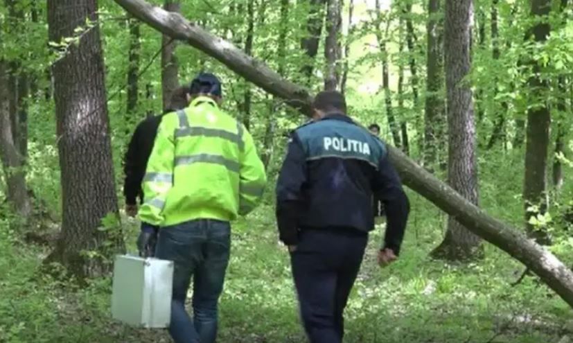 Un padurar, gasit mort dupa o patrula in jurul complexului de vanatoare. Ar fi fost atacat de un cerb