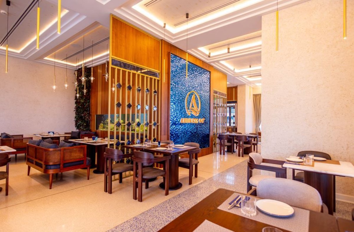 ADDRESS 44&deg;, in Mamaia Nord. Mancarea buna, vinul si arta, un nou reper pe harta gastronomica a litoralului 