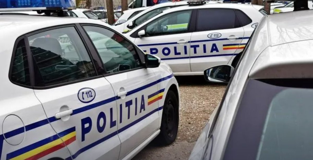 Infractiuni rutiere pe drumurile din Constanta. Peste 20 de permise retinute si soferi prinsi sub influenta alcoolului Infractiuni rutiere pe drumurile din Constanta. Peste 20 de permise retinute si soferi prinsi sub influenta alcoolului