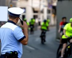 Pietonii și bicicliștii, în vizorul polițiștilor rutieri din Constanța. Amenzi de peste 35.000 de lei într-o singură zi