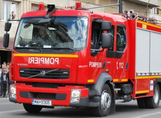 Alertă de noapte în Constanța: Un bărbat de 72 de ani, rănit în urma unei explozii cauzate de o acumulare de gaze