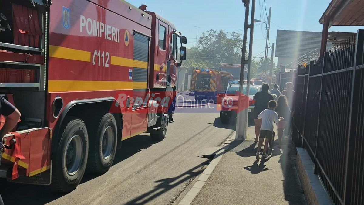 Incendiu in Palazu Mare. A ars bucataria de vara a unei case de pe strada Navodului Incendiu in Palazu Mare. A ars bucataria de vara a unei case de pe strada Navodului