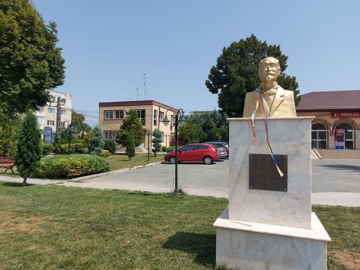 Primaria Mihail Kogalniceanu pune accent pe transparenta si profesionalism. Noi demersuri pentru consolidarea aparatului administrativ Primaria Mihail Kogalniceanu pune accent pe transparenta si profesionalism. Noi demersuri pentru consolidarea aparatului administrativ