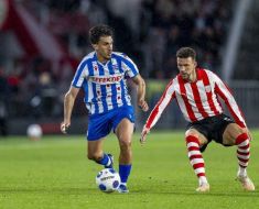 Eredivisie: PSV învinge pe Heerenveen cu 2-0, cu Man doar rezervă Eredivisie: PSV învinge pe Heerenveen cu 2-0, cu Man doar rezervă