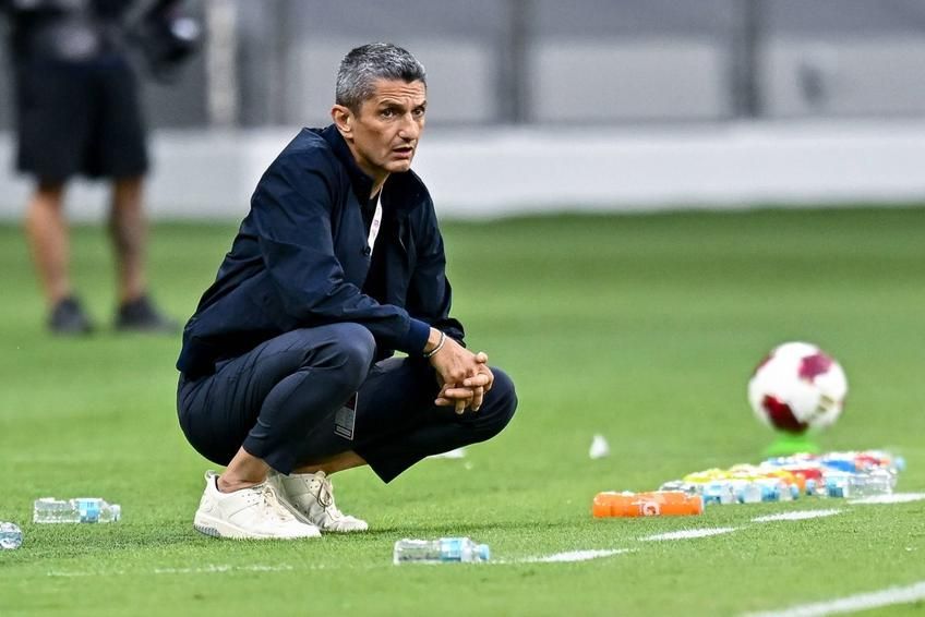 Al Sadd - Al Arabi 2-3 » Cosmin Contra ii provoaca prima infrangere din sezon lui Razvan Lucescu Al Sadd - Al Arabi 2-3 » Cosmin Contra ii provoaca prima infrangere din sezon lui Razvan Lucescu
