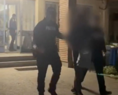 Teroare pe străzile din Constanța: O minoră a fost bătută de fostul partener. Agresorul a distrus și o mașină de poliție