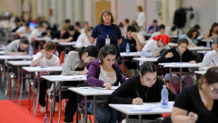 Absolventă de Medicină: „Dacă ne rezumăm la a încercui nişte grile, nu putem spune despre noi că suntem nişte rezidenţi buni“