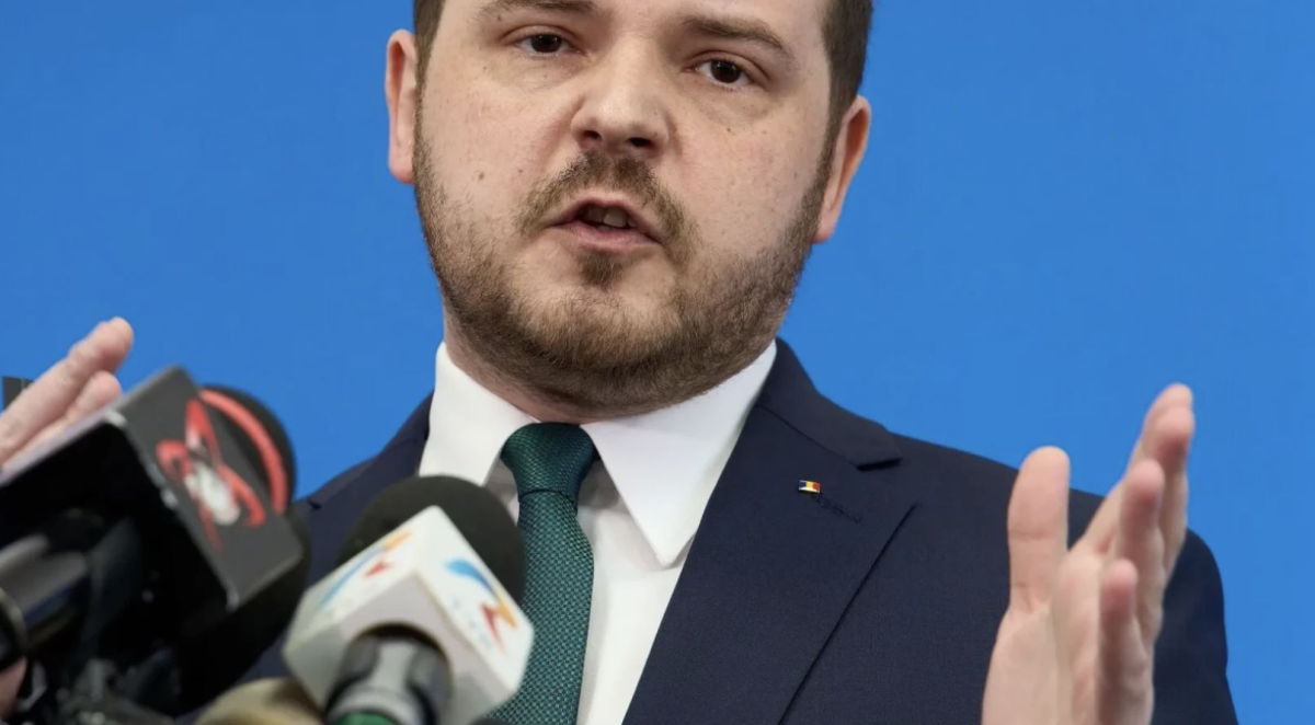 Scandal pe banii din Sanatate! Rogobete sustine ca Bolojan a blocat intentionat finantarea Scandal pe banii din Sanatate! Rogobete sustine ca Bolojan a blocat intentionat finantarea