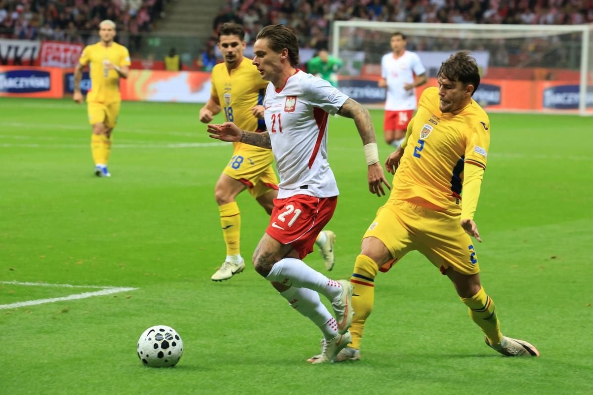 Dezastru total! „Set“, umilinta istorica si hat-trick Lewandowski. Romania lui Hagi, in genunchi la Varsovia Dezastru total! „Set“, umilinta istorica si hat-trick Lewandowski. Romania lui Hagi, in genunchi la Varsovia