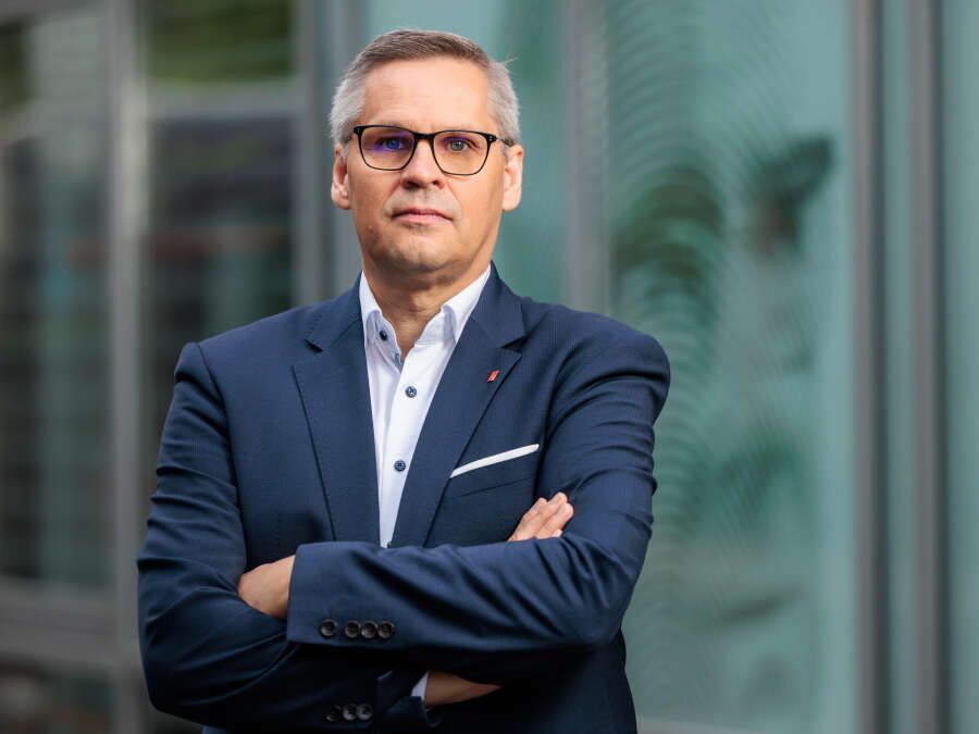 Conflict de proportii la Volkswagen: Restructurari masive, eliminarea a 100.000 de locuri de munca si amenintari cu greva Conflict de proportii la Volkswagen: Restructurari masive, eliminarea a 100.000 de locuri de munca si amenintari cu greva
