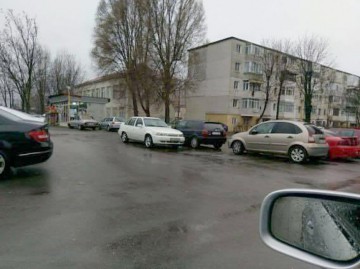 SICRIE PE ROŢI: maşini cu risc iminent de accidente, în trafic!