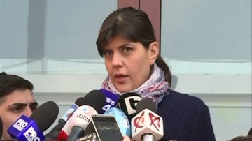 USR continuă să dea cu barda în PNL. Bonus: Barna a invitat-o pe Kovesi să candideze la prezidenţiale