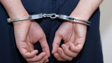 FOCURI de ARMĂ într-un CLUB din Mamaia! Agresorul, PRELUAT de pe aeroport şi adus la Constanţa